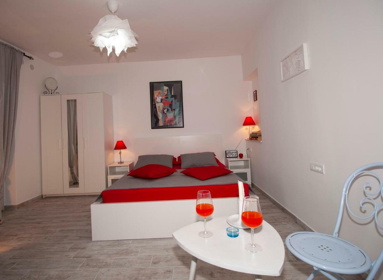 Apartments Barka Тучепи Екстер'єр фото